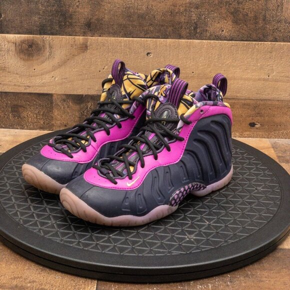 Nike Other - NIKE LITTLE POSITE CAVE PURPLE KIDS ATHLETIC SHOES BASKETBALL GYM SIZE 3.5Y